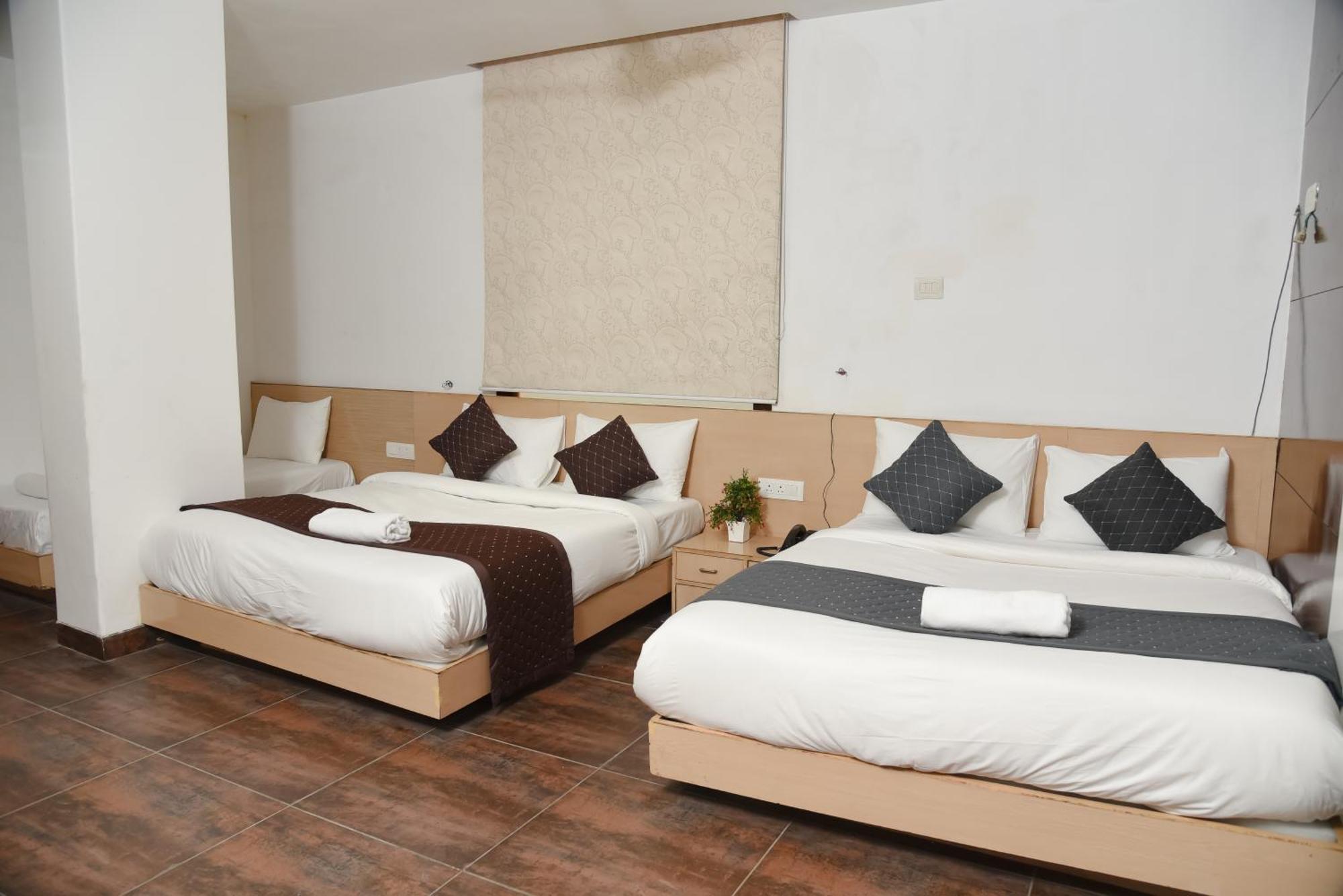 Hotel The Emporio A Boutique Rooms Near Anand Vihar Vaishali Ghaziabád Exteriér fotografie