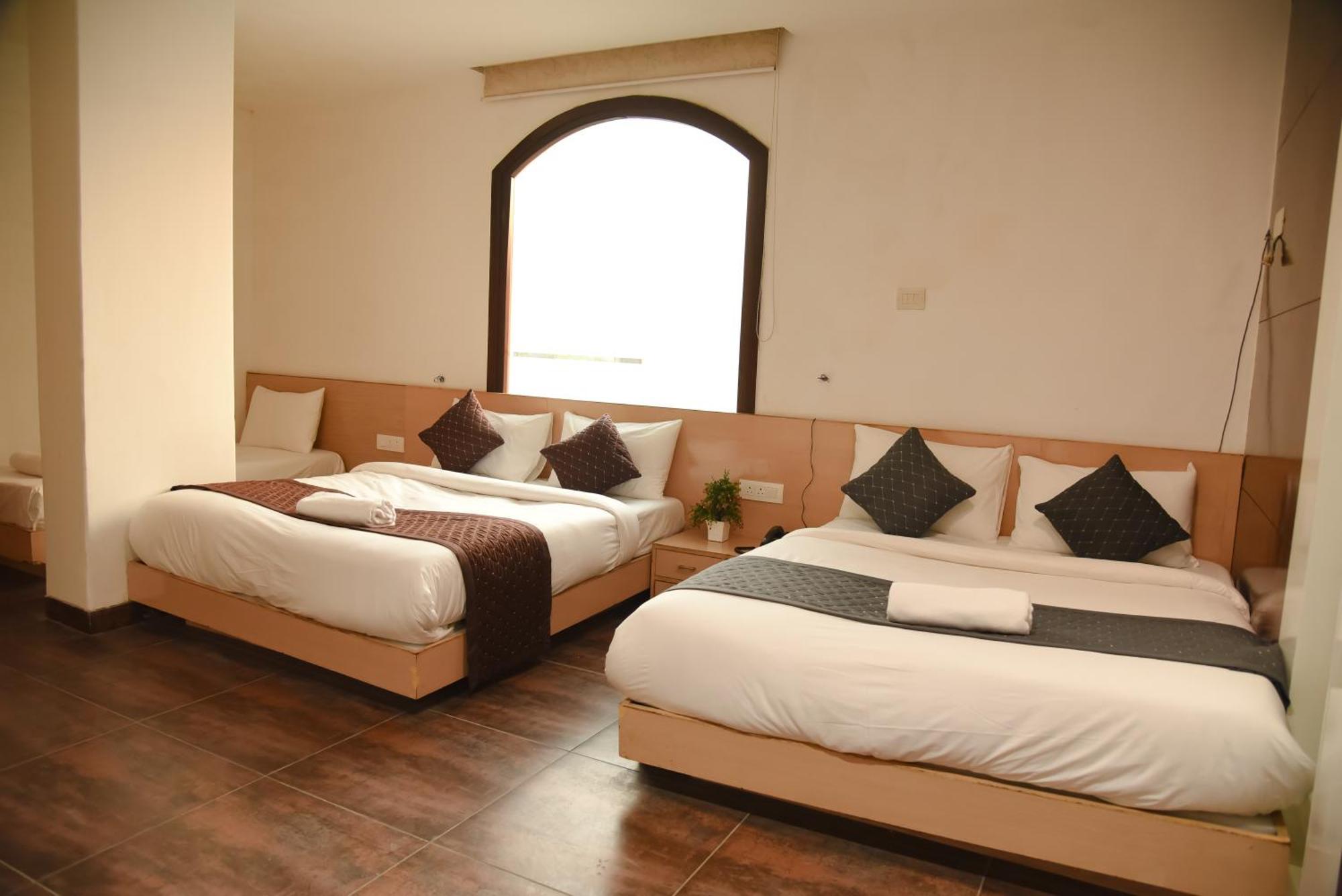 Hotel The Emporio A Boutique Rooms Near Anand Vihar Vaishali Ghaziabád Exteriér fotografie